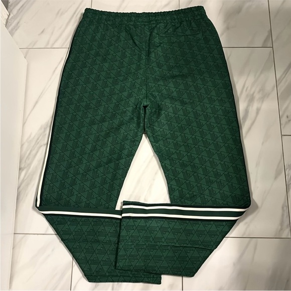 Men’s Lacoste Sweatpants - Picture 4 of 4